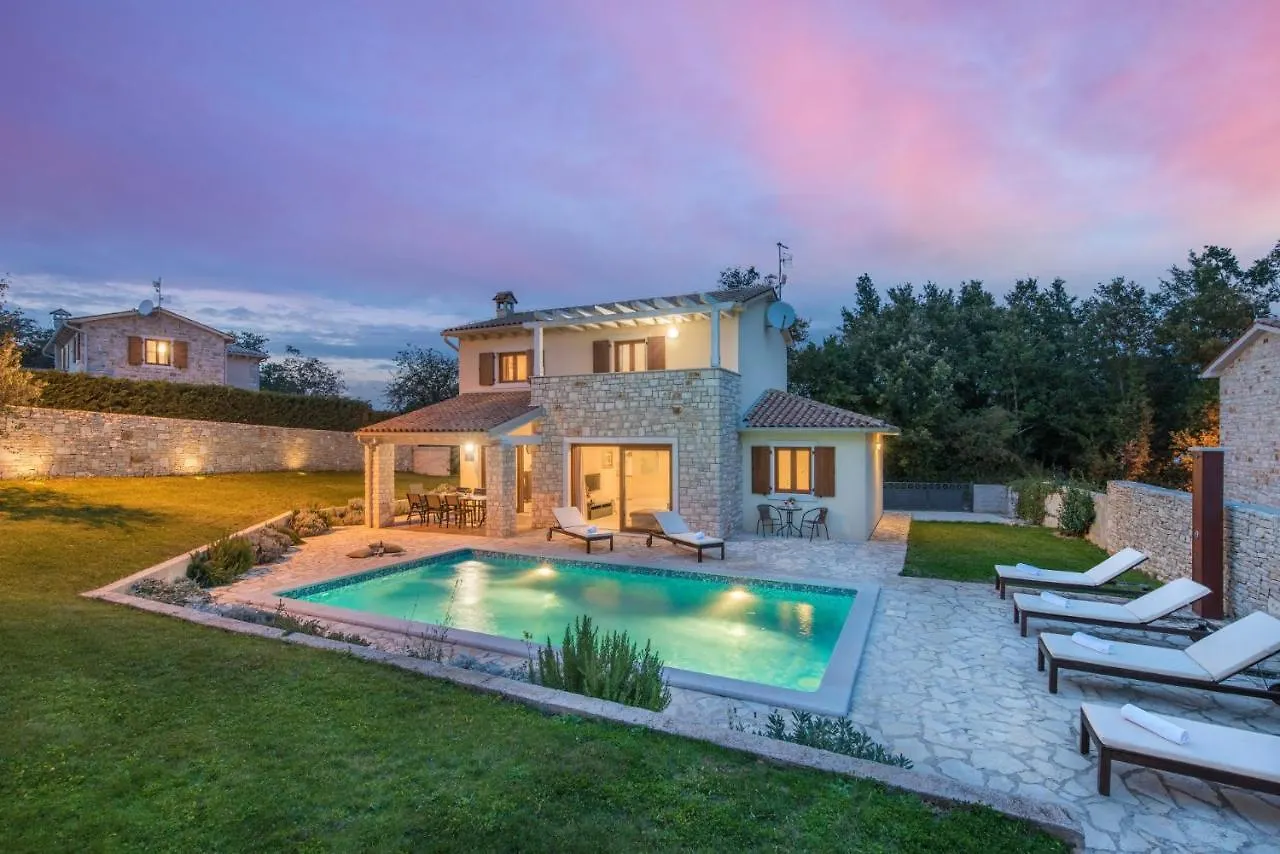 Villas Adagio Rojnići