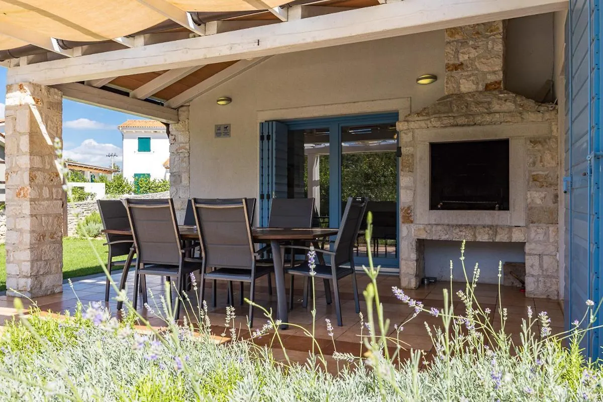 Villas Adagio Rojnići