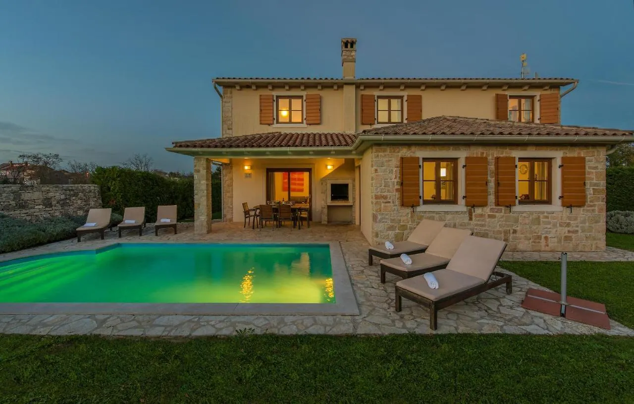 Villas Adagio Rojnići